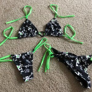 New Sexy 3 Piece Skull Bikini with Matching Thong